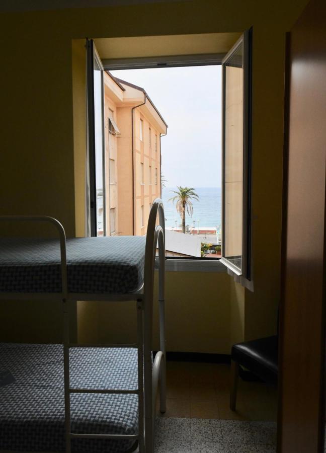 Hotel Maria & Varazze