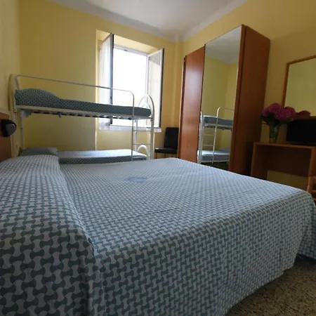 Hotel Villa Maria & Apartment Varazze Buitenkant foto