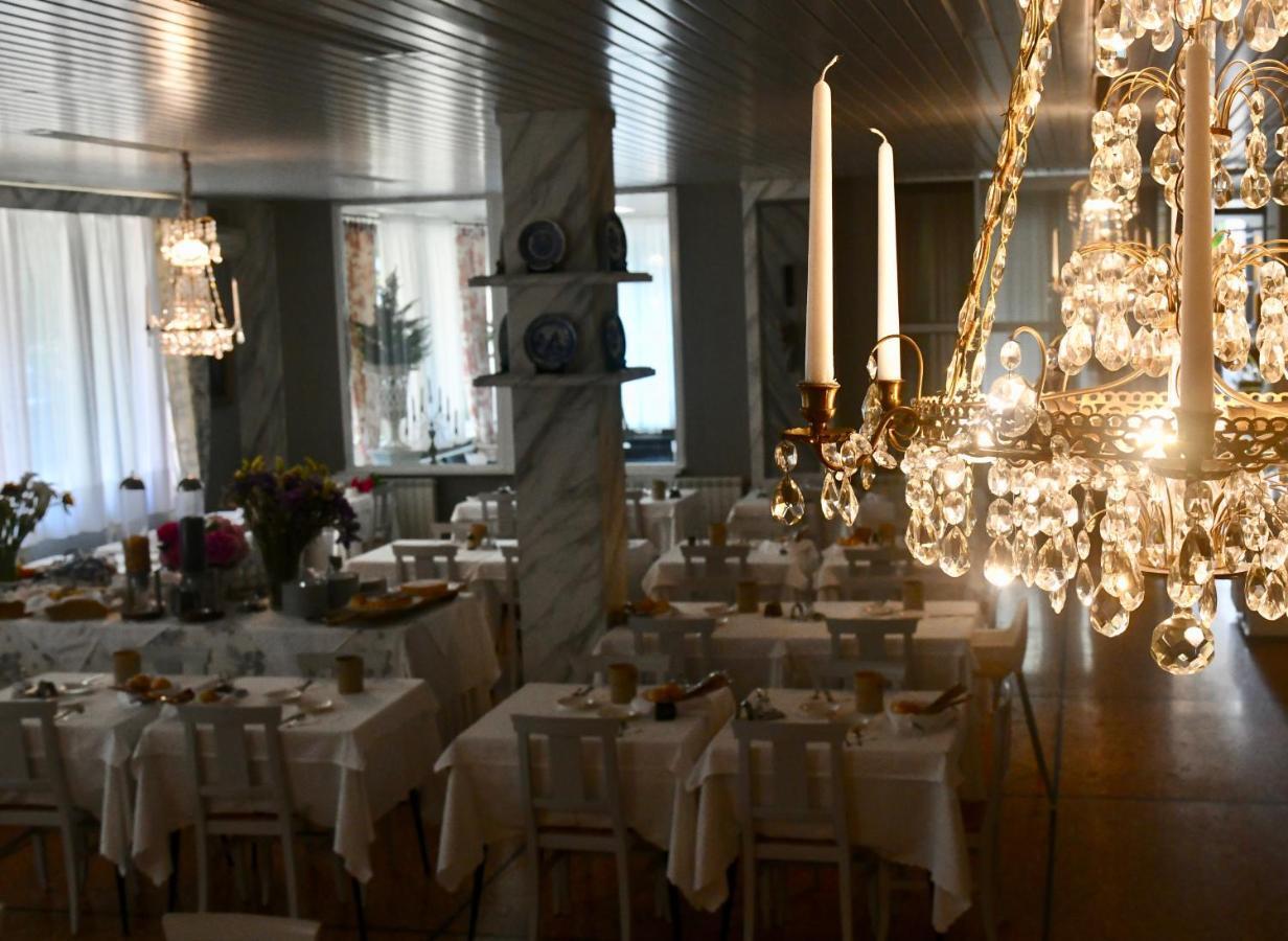 Hotel Maria &